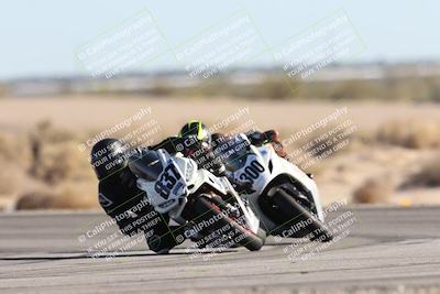 media/Dec-07-2025-CVMA (Sun) [[3e7d2de5dc]]/Race 11-Formula 2-CVMA Hooligans-American Thunder/